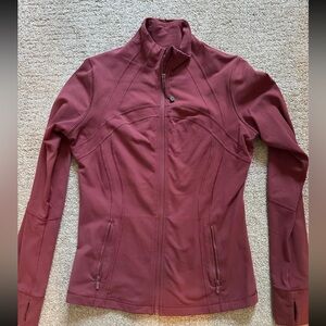 Maroon define jacket
